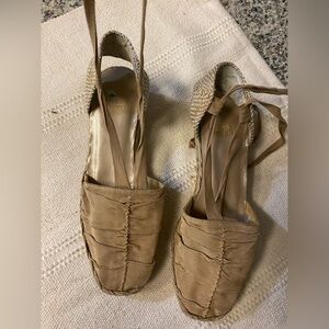 STUART WEITZMAN Beige leather Fabric Ankle Tie Espadrille Sandals SZ 6.5